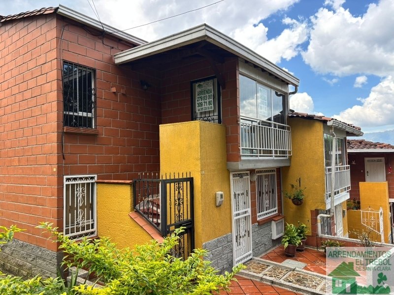 Casa disponible para Arriendo en La Estrella Camilo Torres Foto numero 1