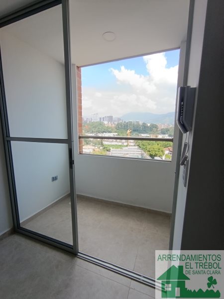 Apartamento disponible para Arriendo en Sabaneta Prados De Sabaneta Foto numero 1
