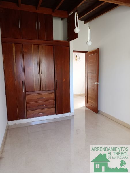 Casa disponible para Arriendo en La Estrella Toledo Foto numero 1